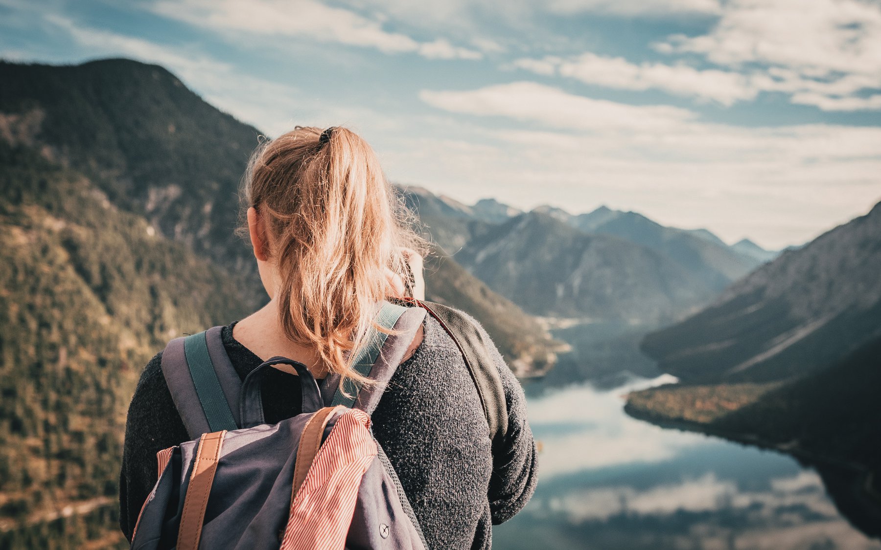 adventure-alps-back-view-1482930.jpg