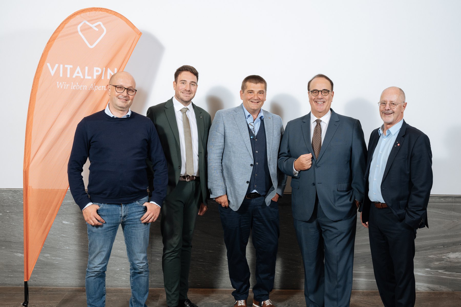 141 - VITALPIN-LichtraumFotostudio-141.JPG